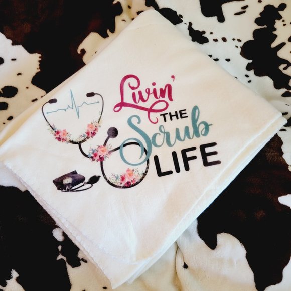 Livin The Scrub Life Nurses Cna Throw Blanket - Picture 6 of 6